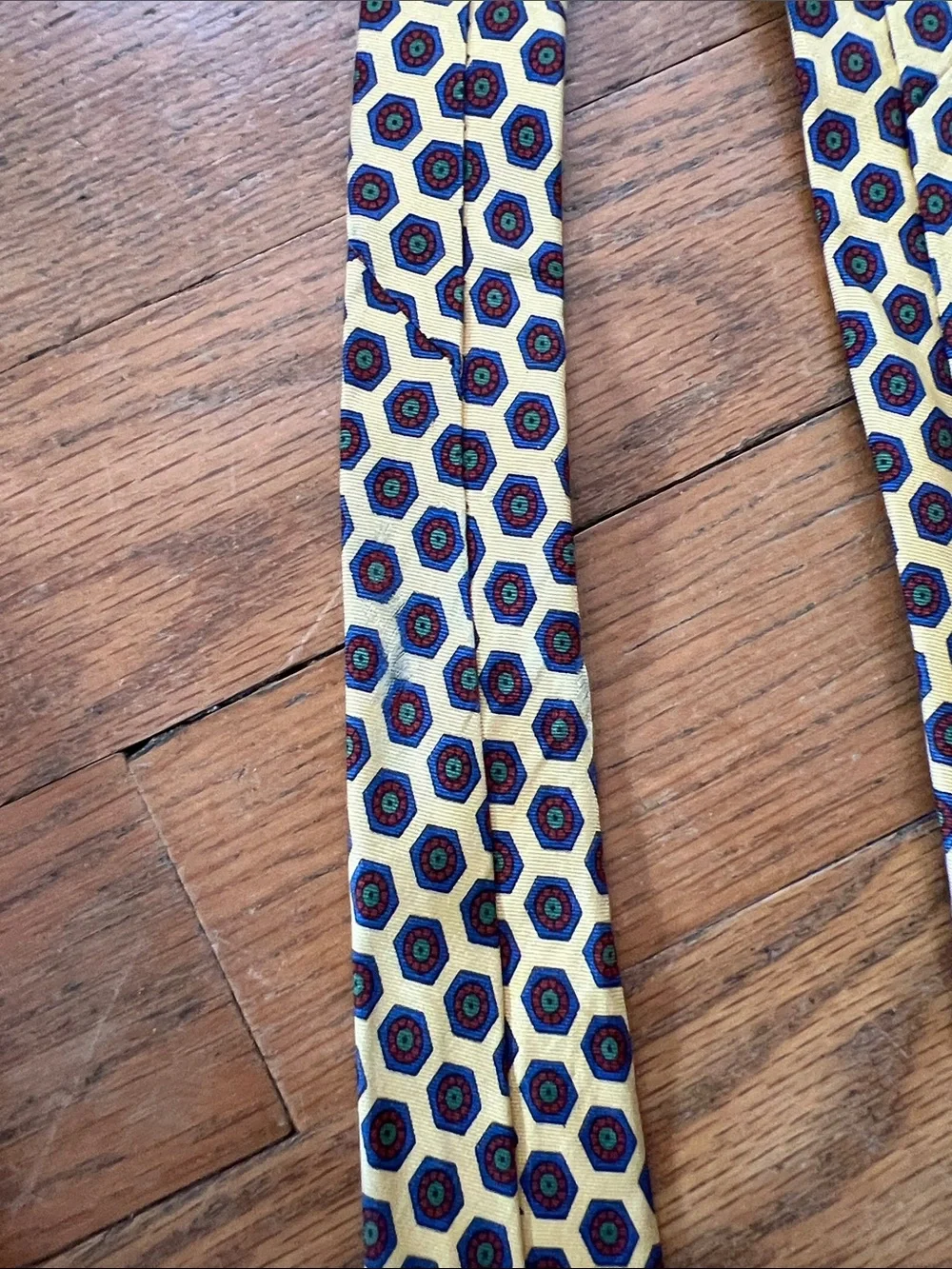 Lauren Ralph Lauren Yellow and Navy Honeycomb Silk Tie